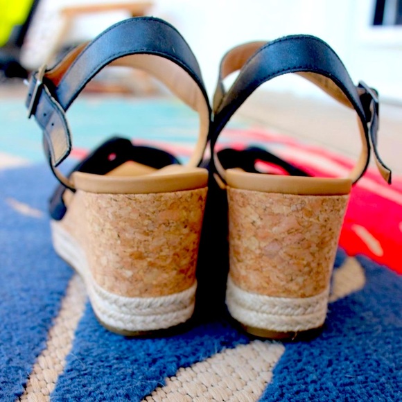 Ugg, Joslyn Espadrille Wedge Sandal Sz 8.5 NWOT - Picture 6 of 9
